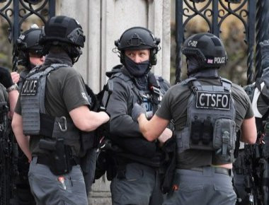 Λονδίνο: Tέσσερις συλλήψεις κατά τη διάρκεια αντιτρομοκρατικής έρευνας